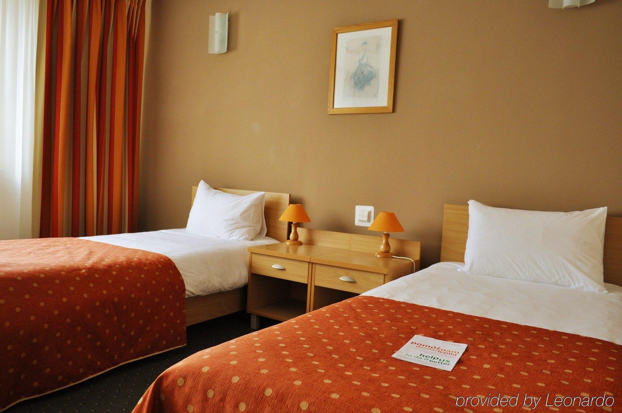 Hotel Wilanow Warszawa By Desilva Exterior photo