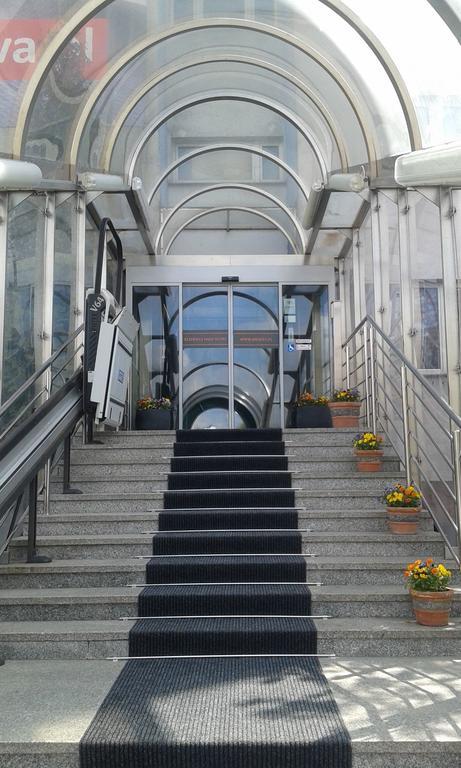 Hotel Wilanow Warszawa By Desilva Exterior photo