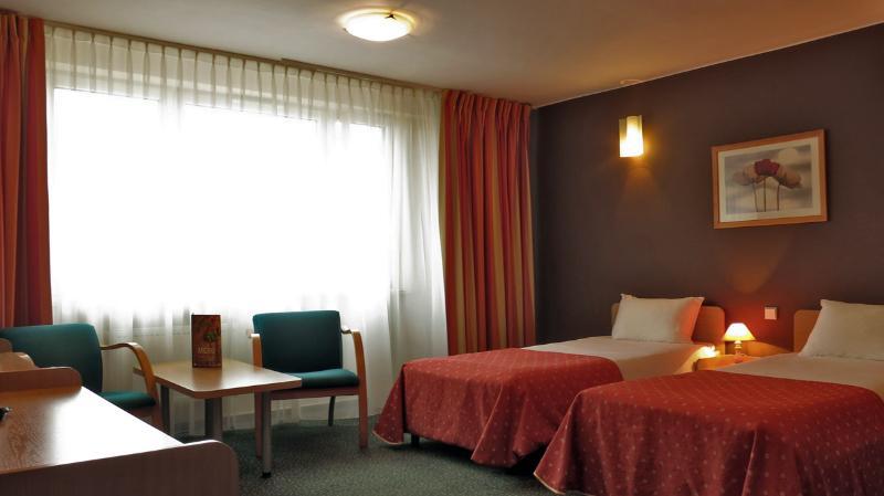 Hotel Wilanow Warszawa By Desilva Exterior photo